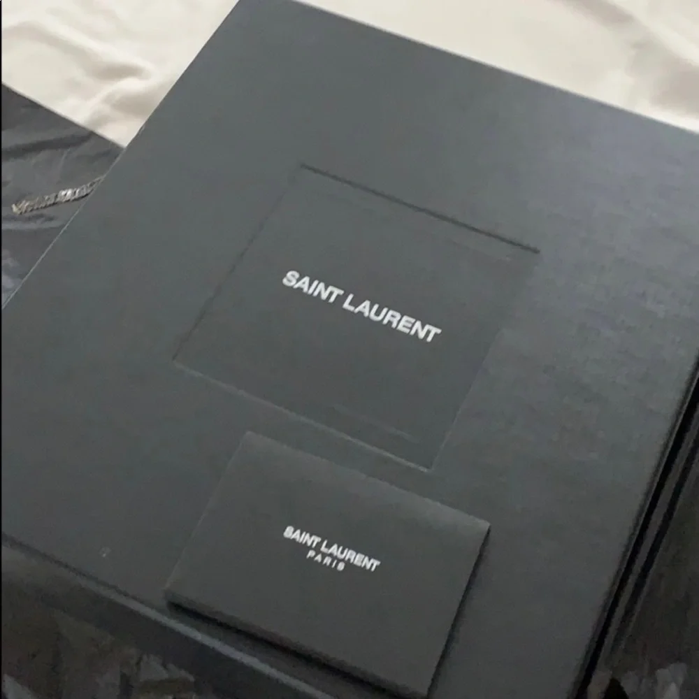 YSL HEELS LIKE NEW - Picture 3 of 5